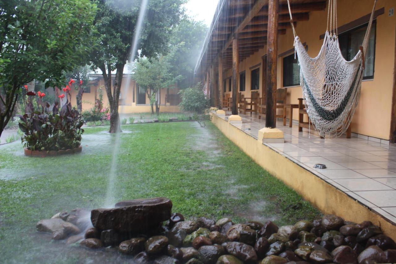 Hotel Paraiso Del Oso Cerocahui Exterior photo